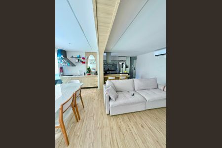 Sala de apartamento para alugar com 3 quartos, 116m² em Vila Mogilar, Mogi das Cruzes