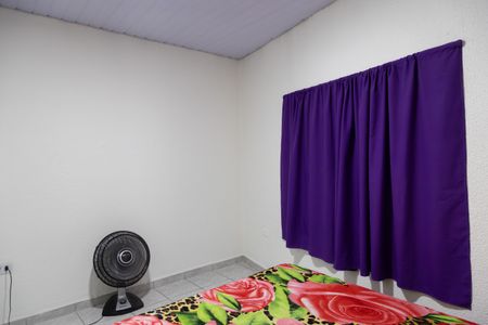 Quarto 2 de casa para alugar com 2 quartos, 50m² em Vila Jacuí, São Paulo