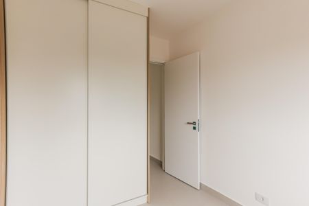 Quarto de apartamento para alugar com 1 quarto, 30m² em Quitaúna, Osasco