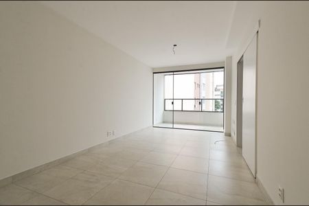 Sala de estar de apartamento para alugar com 2 quartos, 64m² em Santo Antônio, Belo Horizonte