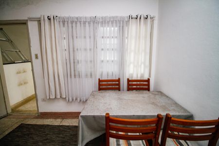 Sala de apartamento para alugar com 2 quartos, 60m² em Vila Tupi, Praia Grande