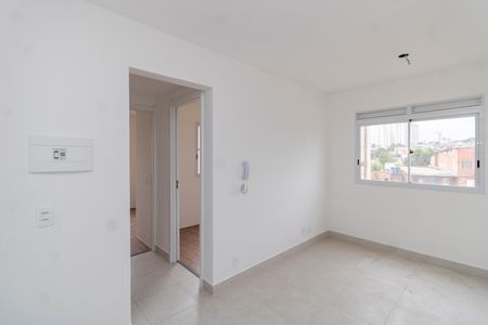 Sala/Cozinha de apartamento para alugar com 2 quartos, 38m² em Parque Novo Mundo, São Paulo