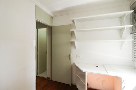 Quarto 2 de apartamento para alugar com 2 quartos, 53m² em Parque Peruche, São Paulo