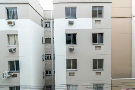 Vista do Quarto 1 de apartamento à venda com 2 quartos, 60m² em Bonsucesso, Rio de Janeiro