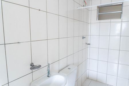 Banheiro de kitnet/studio para alugar com 1 quarto, 20m² em Jardim Oriental, São Paulo