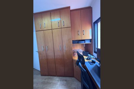 Quarto de apartamento à venda com 3 quartos, 70m² em Rudge Ramos, São Bernardo do Campo