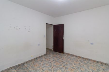 Sala/Quarto de casa para alugar com 2 quartos, 42m² em Jardim Indaia, São Paulo