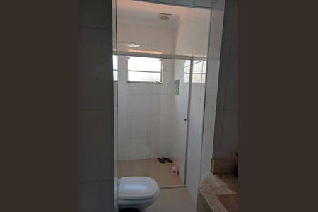 Banheiro de casa para alugar com 1 quarto, 125m² em Vila Nova Curuca, São Paulo