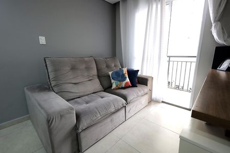 Sala de apartamento à venda com 2 quartos, 46m² em Parque Jaçatuba, Santo André