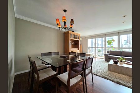 Sala de apartamento para alugar com 3 quartos, 120m² em Moema, São Paulo