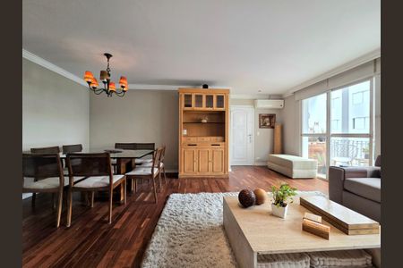 Sala de apartamento para alugar com 3 quartos, 120m² em Moema, São Paulo