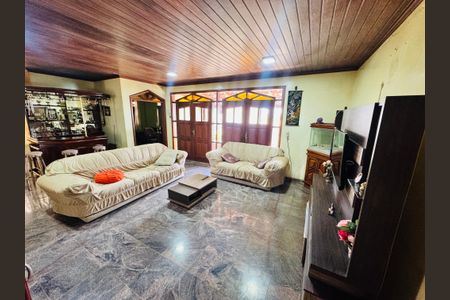 Sala de casa para alugar com 8 quartos, 2400m² em Setor Habitacional Arniqueira, Brasília