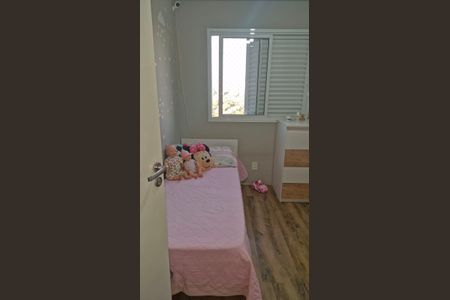 Quarto de apartamento à venda com 3 quartos, 75m² em Jardim Tupanci, Barueri
