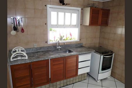 Cozinha de casa para alugar com 2 quartos, 90m² em Piratininga, Niterói