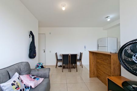 Sala de apartamento para alugar com 2 quartos, 42m² em Vila Sonia, Praia Grande