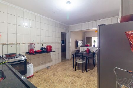 Cozinha de casa para alugar com 2 quartos, 120m² em Jardim Rodolfo Pirani, São Paulo