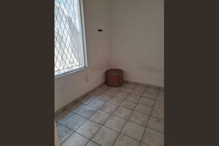 Sala de casa para alugar com 3 quartos, 84m² em Brás de Pina, Rio de Janeiro