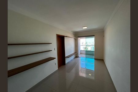 Sala de apartamento para alugar com 3 quartos, 139m² em Santa Mônica, Uberlândia