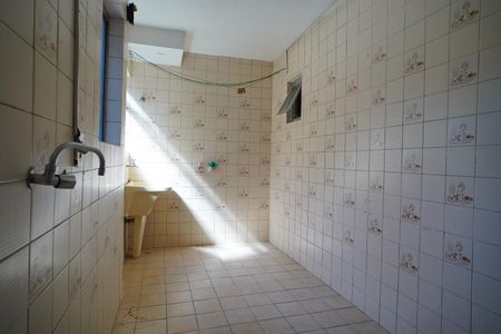 Cozinha de apartamento para alugar com 1 quarto, 42m² em Agronomia, Porto Alegre