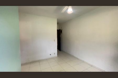Sala de apartamento para alugar com 1 quarto, 50m² em Portuguesa, Rio de Janeiro
