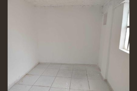 Quarto 1 de casa para alugar com 5 quartos, 380m² em Centro, Nilópolis
