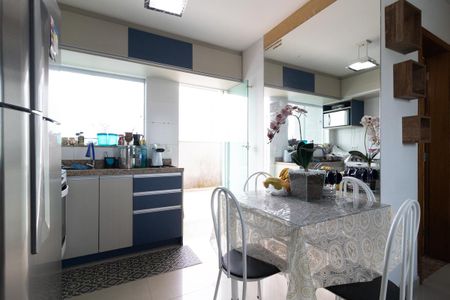Sala/Cozinha de apartamento para alugar com 2 quartos, 62m² em Cidade Patriarca, São Paulo