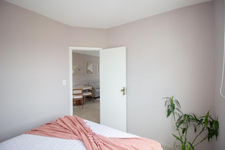 Quarto 1 de apartamento à venda com 2 quartos, 56m² em Arvoredo, Contagem