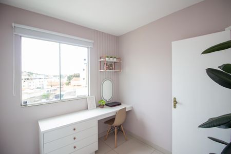 Quarto 2 de apartamento à venda com 2 quartos, 56m² em Arvoredo, Contagem