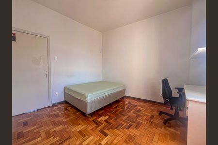Quarto de kitnet/studio para alugar com 1 quarto, 37m² em Centro, Belo Horizonte