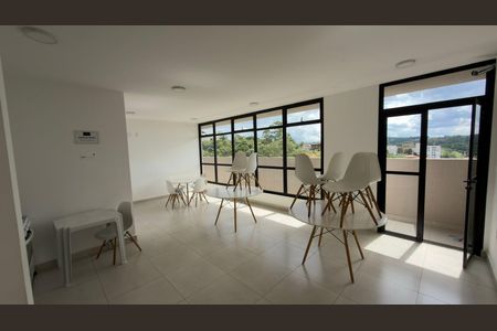 Apartamento para alugar com 2 quartos, 47m² em Jardim Pioneira, Cotia