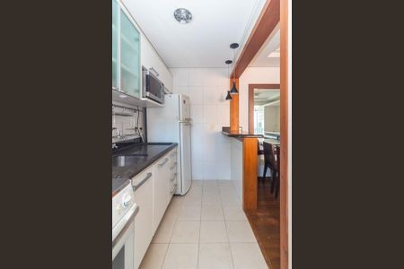 Cozinha de apartamento para alugar com 1 quarto, 47m² em Bela Vista, Porto Alegre