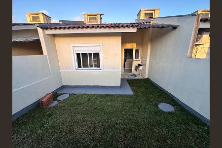 Área externa de casa para alugar com 2 quartos, 70m² em Olaria, Canoas