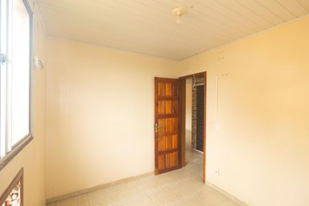 Quarto 1 de apartamento para alugar com 2 quartos, 50m² em Paciência, Rio de Janeiro