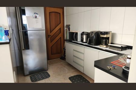 Cozinha de apartamento para alugar com 2 quartos, 117m² em Brás de Pina, Rio de Janeiro