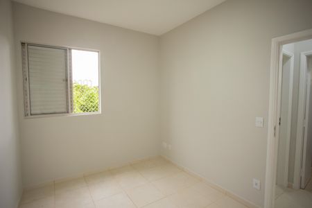 QUARTO 1 de apartamento à venda com 2 quartos, 54m² em Parque Maria Domitila, São Paulo
