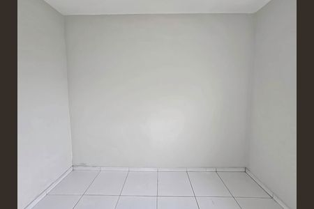 Quarto de casa para alugar com 1 quarto, 35m² em São Januário (justinópolis), Ribeirão das Neves