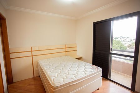 QUARTO SUÍTE de apartamento para alugar com 3 quartos, 84m² em Parque Sao Domingos, São Paulo