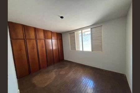 Quarto 3 de casa para alugar com 4 quartos, 150m² em Brasil, Uberlândia