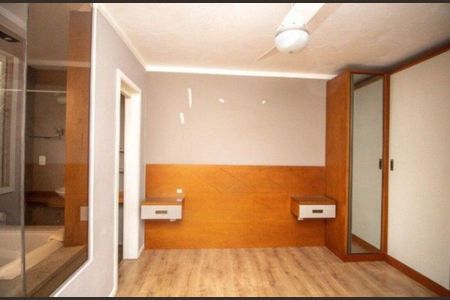 Quarto 1 de apartamento para alugar com 2 quartos, 85m² em Petrópolis, Porto Alegre