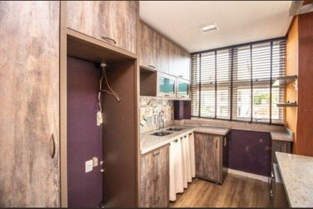Cozinha de apartamento para alugar com 2 quartos, 85m² em Petrópolis, Porto Alegre