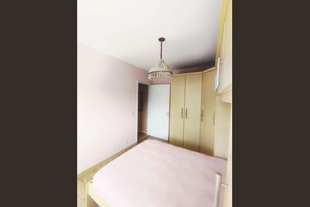 Quarto de apartamento para alugar com 1 quarto, 49m² em Farroupilha, Porto Alegre