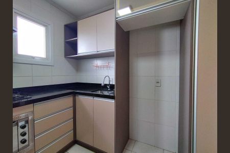 Cozinha de apartamento para alugar com 2 quartos, 54m² em Vila Nova, Novo Hamburgo