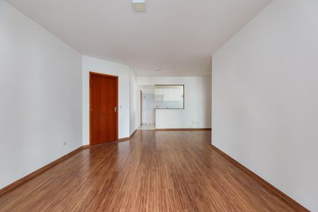 Sala de apartamento à venda com 3 quartos, 110m² em Jardim Maria Rosa, Taboão da Serra