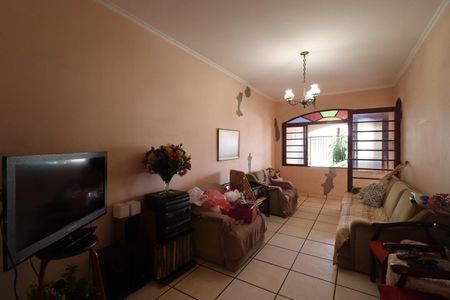 Sala de casa para alugar com 3 quartos, 140m² em Presidente Medici, Ribeirão Preto