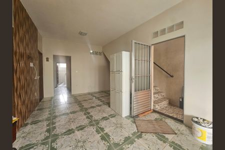 sala de casa para alugar com 3 quartos, 100m² em Vale das Pedrinhas, Salvador