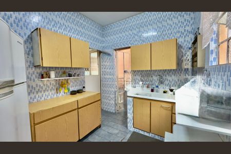 Casa à venda com 3 quartos, 150m² em Paraíso, Belo Horizonte