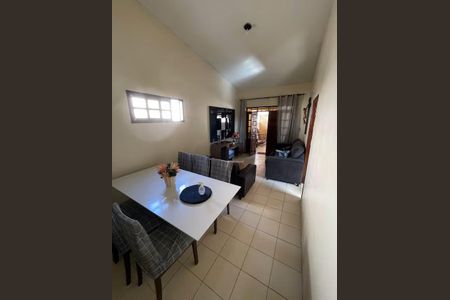 Casa para alugar com 3 quartos, 65m² em Jacutinga, Belford Roxo