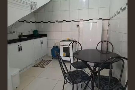 Cozinha de casa para alugar com 2 quartos, 55m² em Jacutinga, Belford Roxo