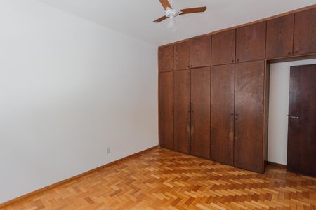 Suíte de apartamento para alugar com 3 quartos, 128m² em Santo Agostinho, Belo Horizonte