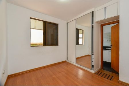 Suíte de apartamento para alugar com 4 quartos, 225m² em Nova Floresta, Belo Horizonte